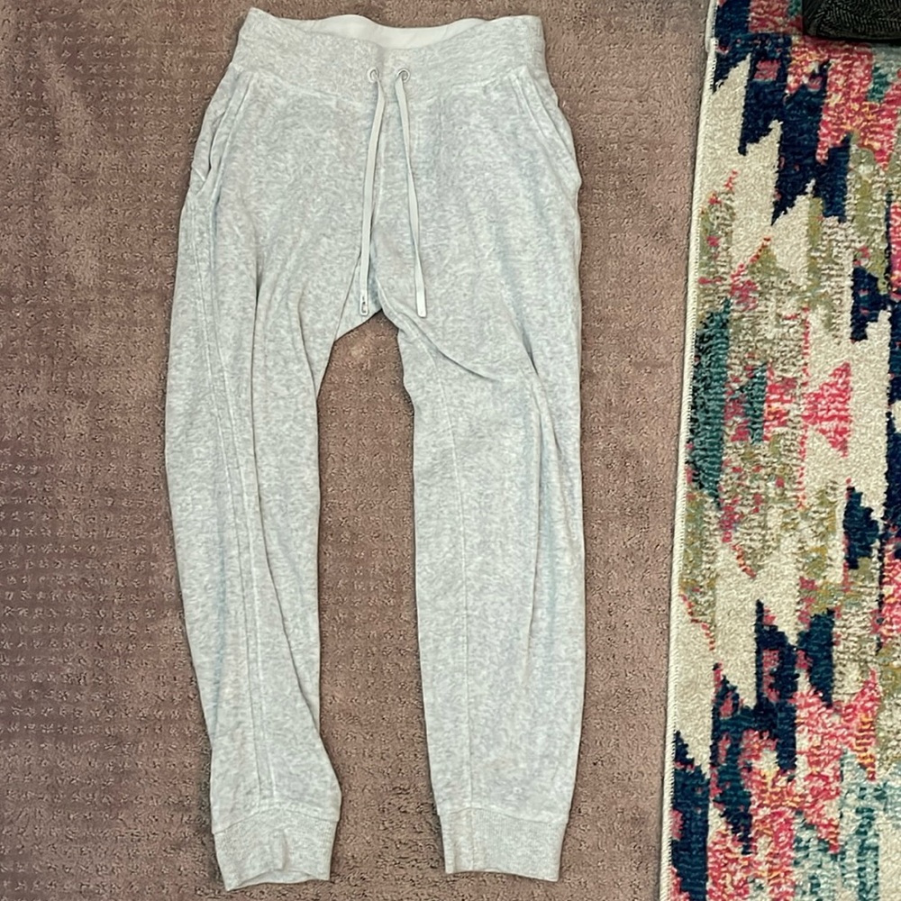 Cute Comfy Lululemon Joggers
